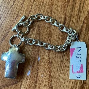 - NWT - silver cross with prayer bracelet